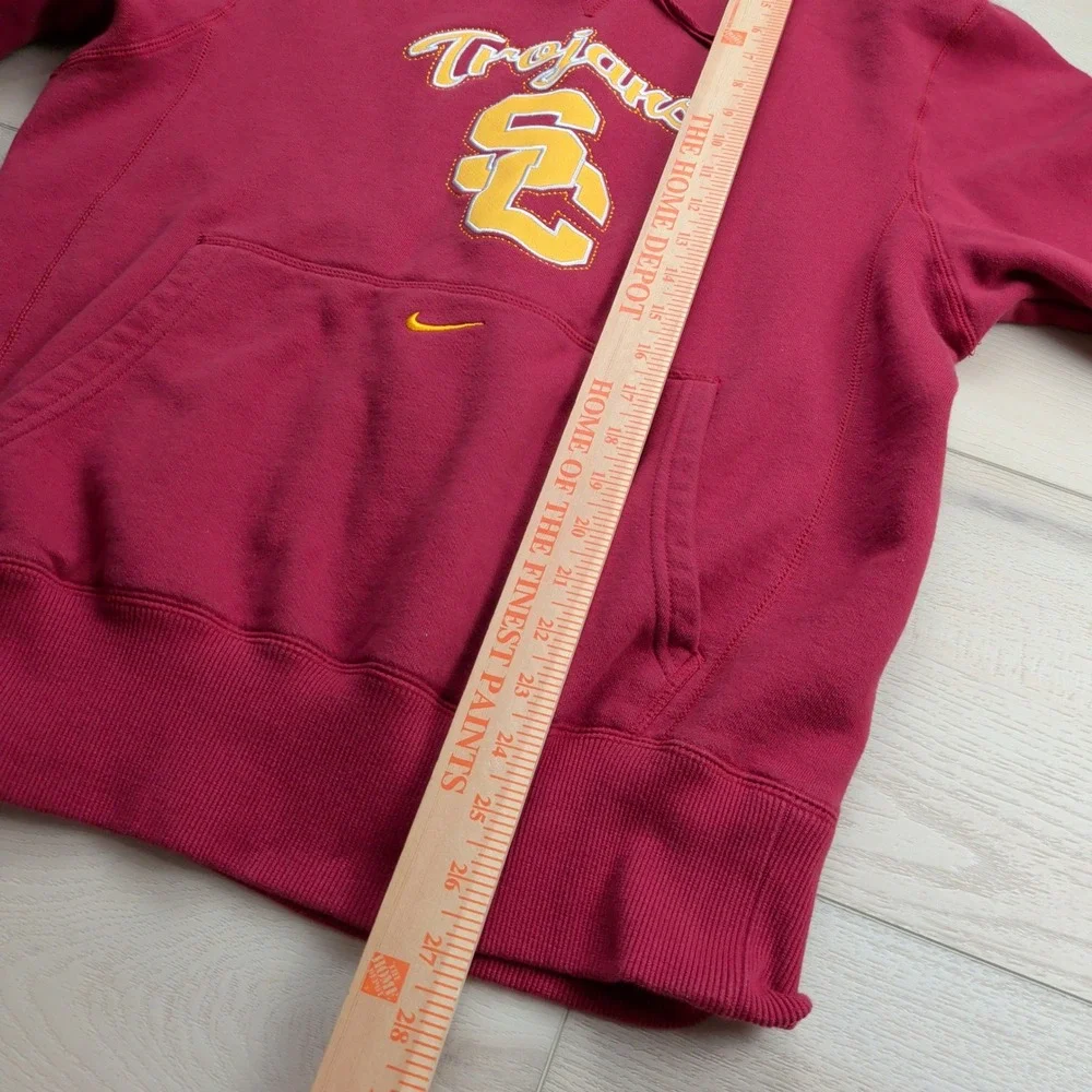 Nike USC Trojans Hoodie Mens Small Cardinal Red Embroidered Swoosh Sweatshirt